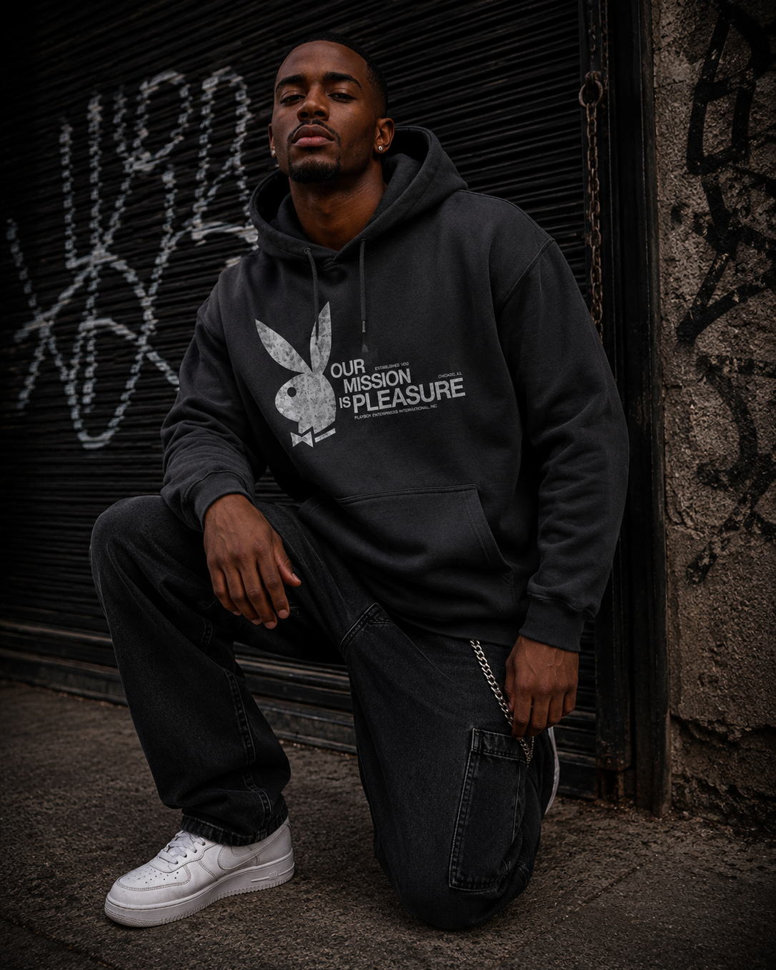 Playboy Our Mission felpa cappuccio nera unisex