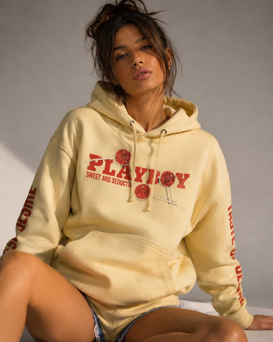 Playboy Sweet Desire felpa cappuccio gialla cotone