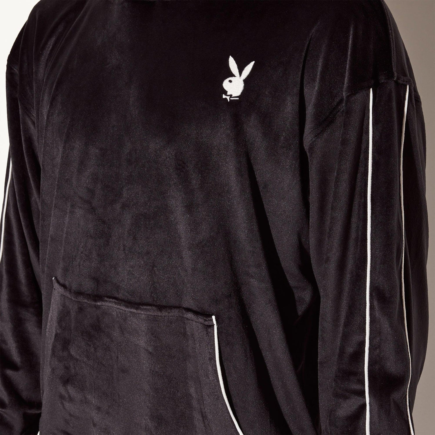 Playboy Velour Hoodie felpa velluto nera