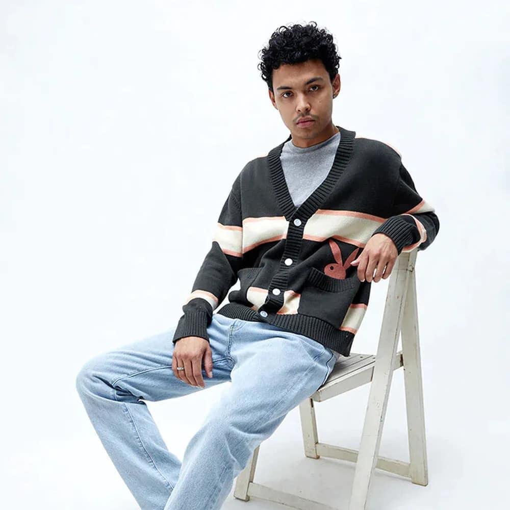 Playboy Peek-A-Boo cardigan uomo nero bottoni