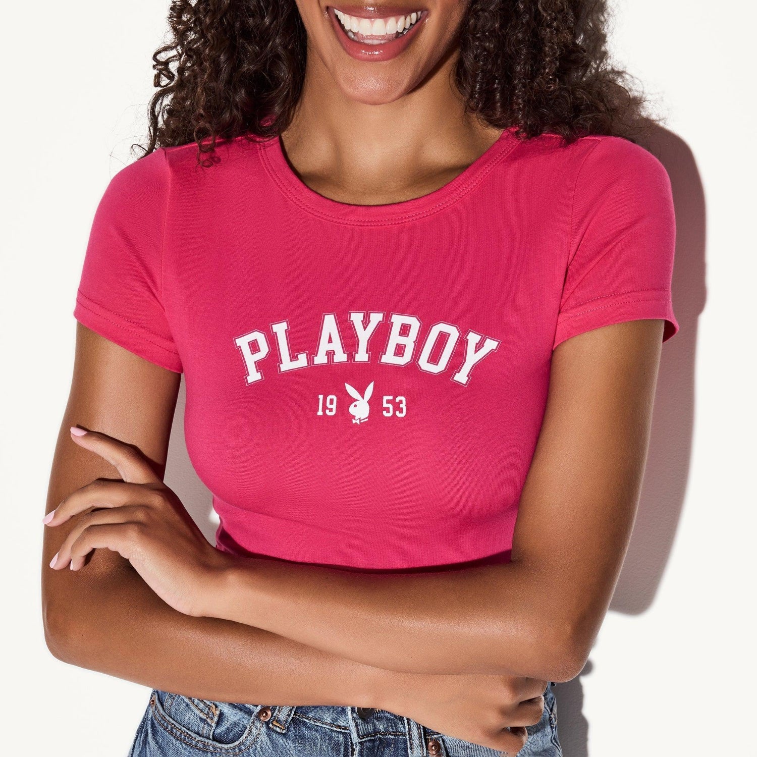 Playboy 1953 Varsity baby tee cotone pettinato scollo crew